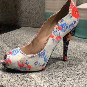 Bright floral Rachel Roy peep toe heel for Spring!